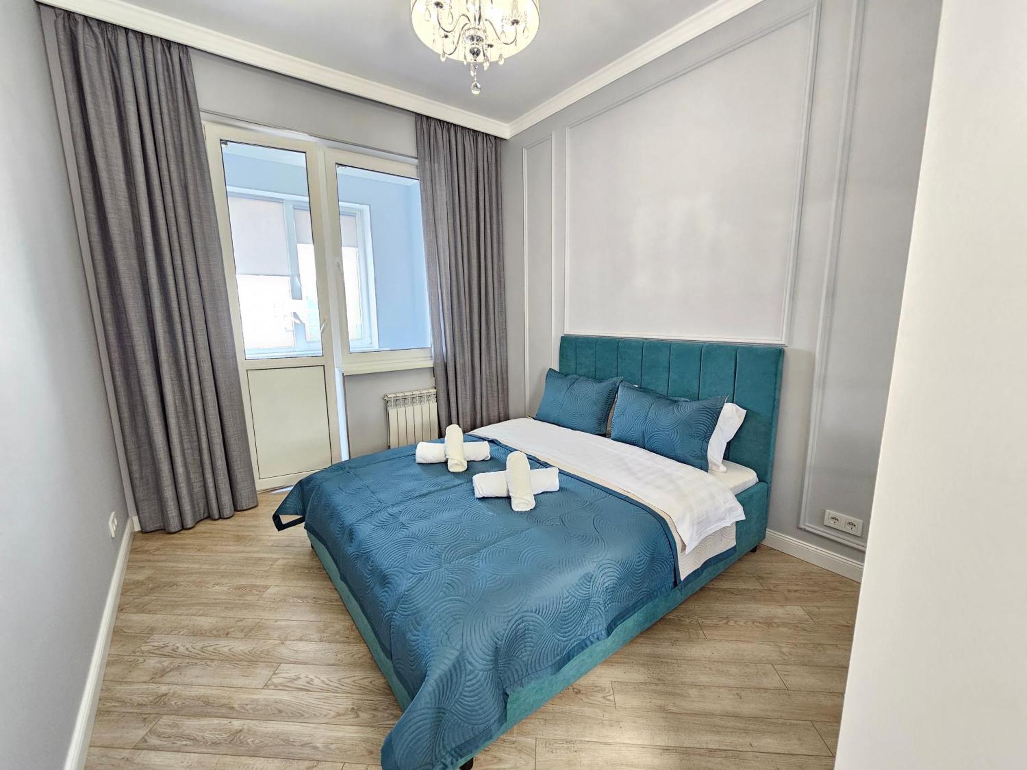 3 Room Gagarin Park Residential Complex Near Mega Shopping Mall Almaty Bagian luar foto